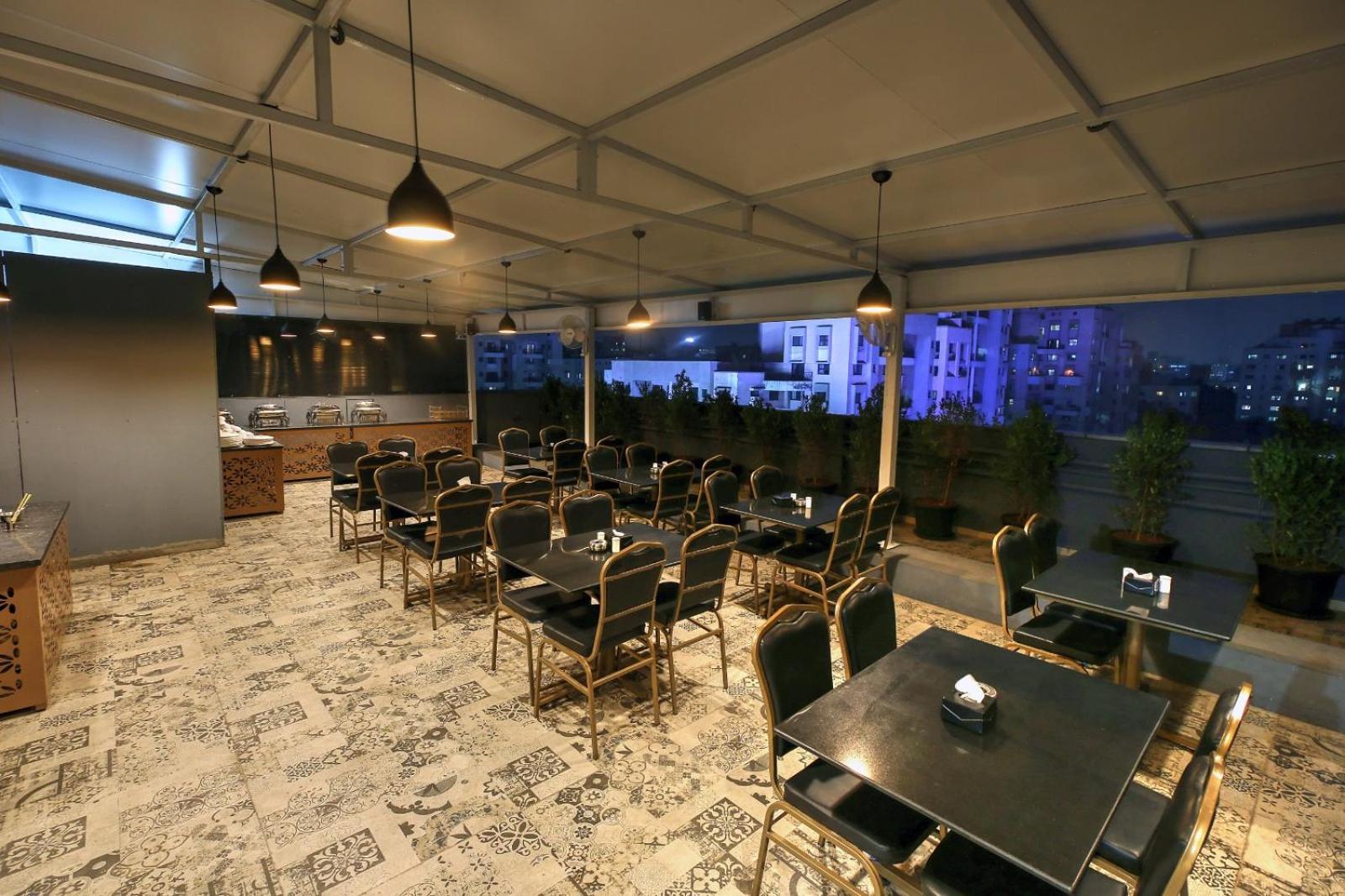 Magnus Fortune House Business Hotel , Magarpatta Mundhva Exterior foto